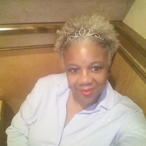 Meet your Posher, Sharon